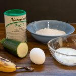 Die Zutaten zu den Zucchini Chips